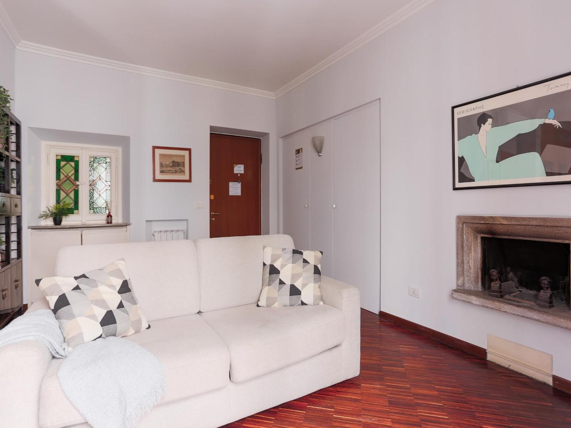 The Best Rent - Spacious One-Bedroom Apartment Near The Columns Of San Lorenzo Milano Eksteriør billede