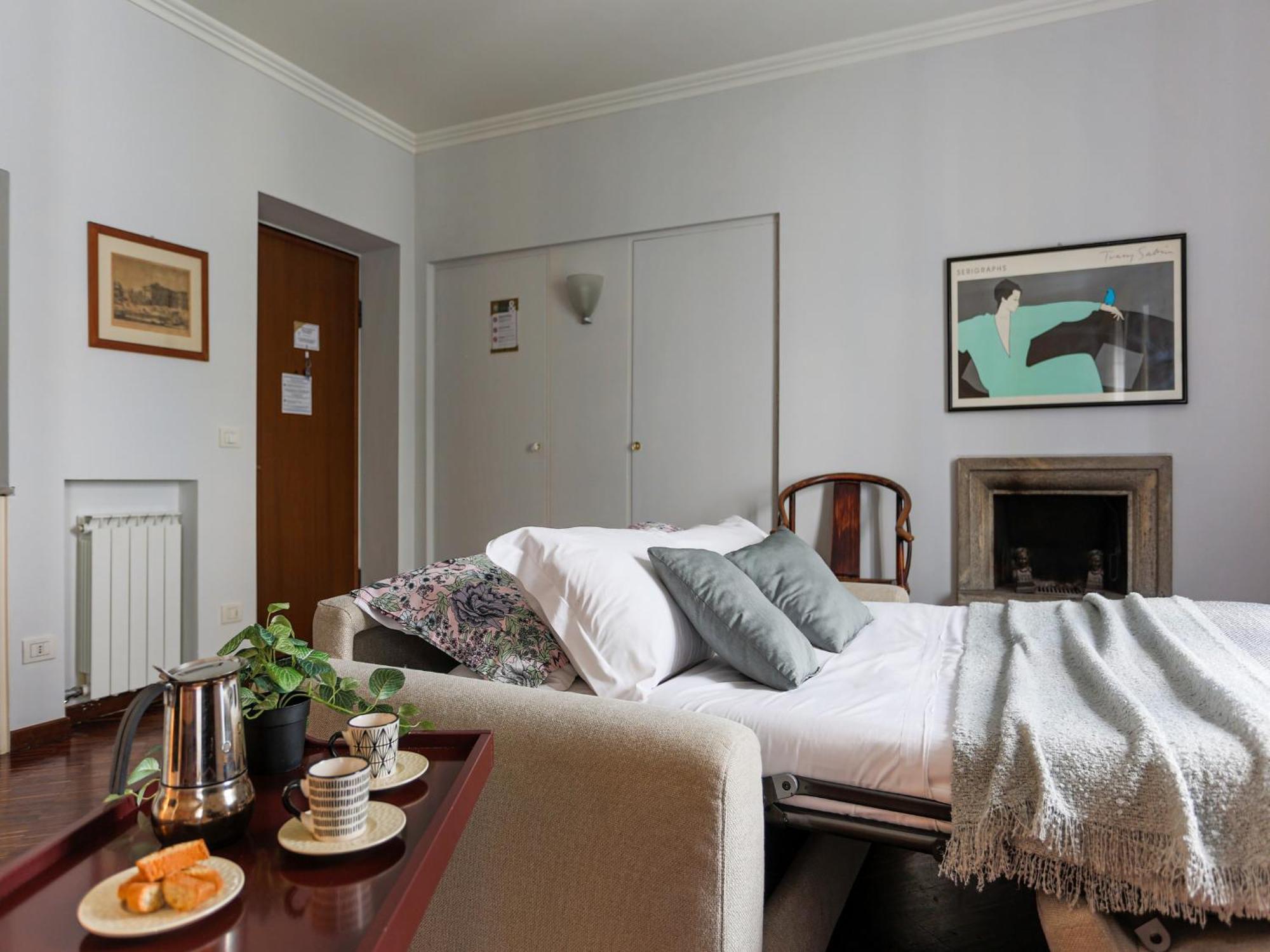 The Best Rent - Spacious One-Bedroom Apartment Near The Columns Of San Lorenzo Milano Eksteriør billede